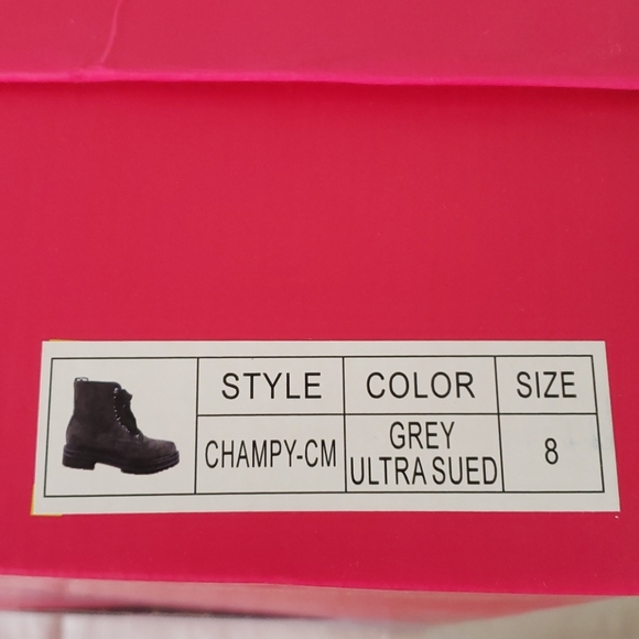 NEW Catherine Malandrino Champy Faux Suede Boot - Picture 9 of 11